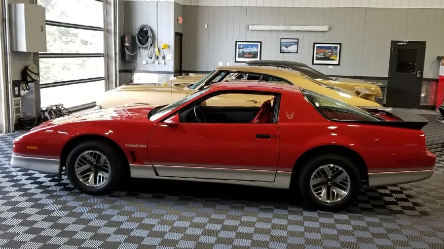 1985 Pontiac Firebird 3rd Gen - Image 2 of 8