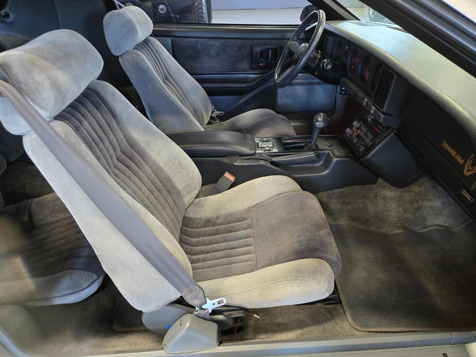 1985 Pontiac Firebird 3rd Gen - Image 13 of 18