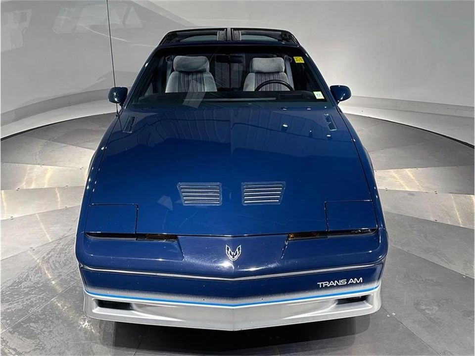 1985 Pontiac Firebird 3rd Gen - Image 17 of 31