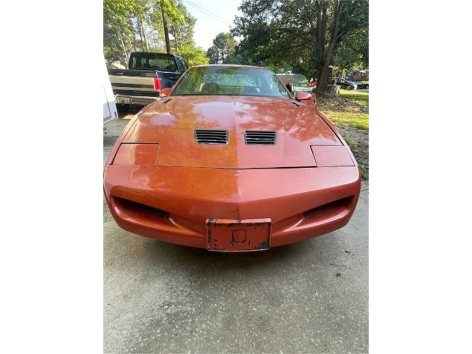 1985 Pontiac Firebird 3rd Gen - Image 7 of 9
