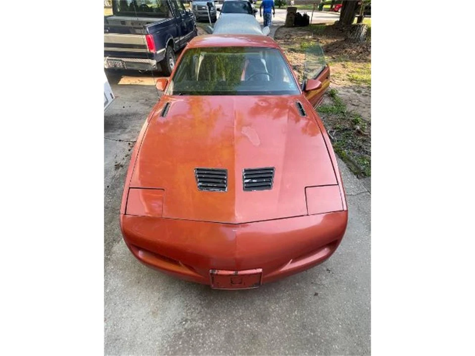 1985 Pontiac Firebird 3rd Gen - Image 8 of 9