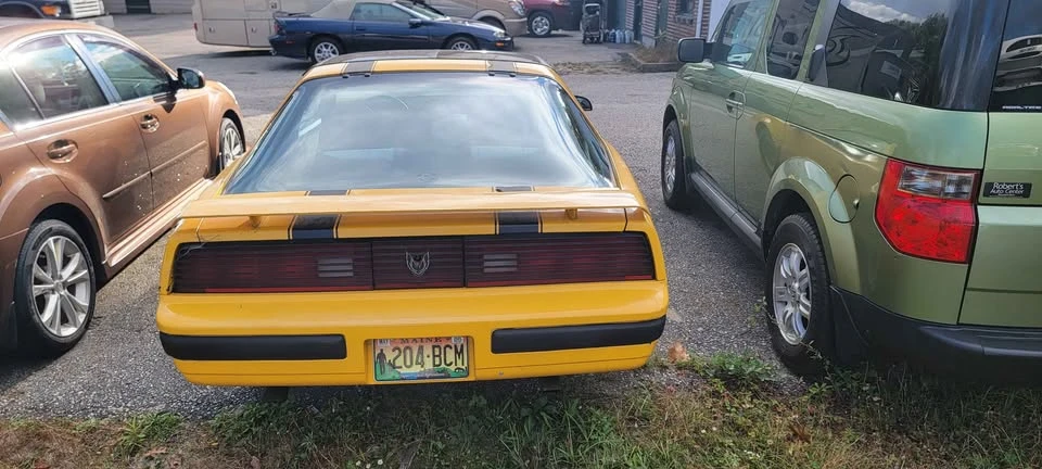 1985 Pontiac Firebird 3rd Gen - Image 8 of 17