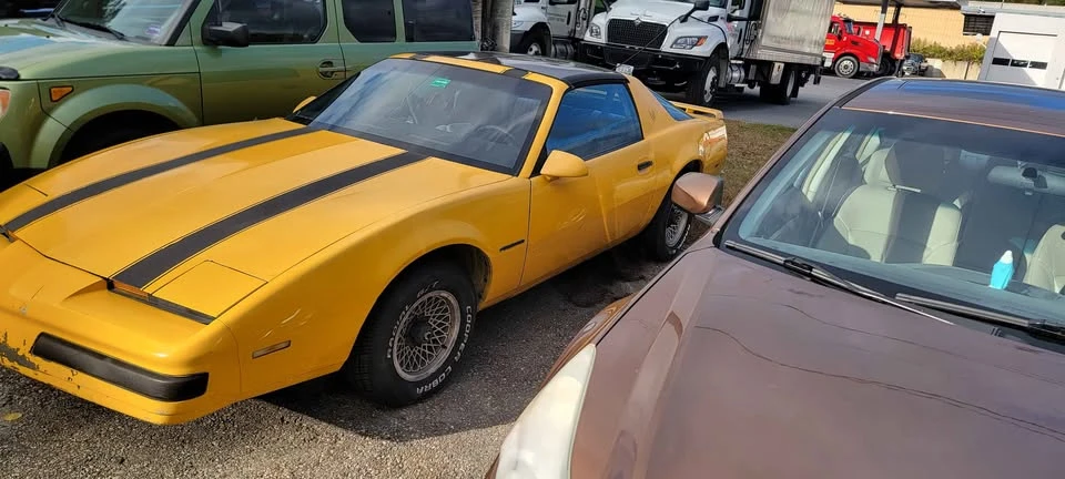 1985 Pontiac Firebird 3rd Gen - Image 5 of 17