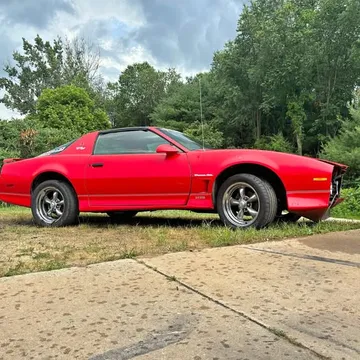 1985 Pontiac Firebird Coupe 2D