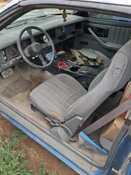 1985 Pontiac Firebird 3rd Gen - Image 4 of 9