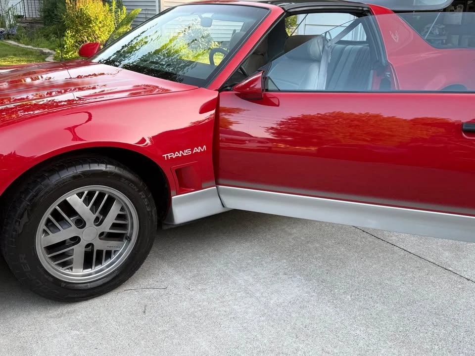 1985 Pontiac Firebird 3rd Gen - Image 6 of 9