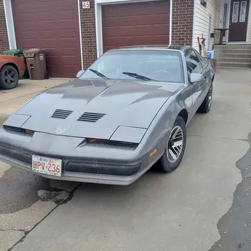 1985 Pontiac Firebird SE