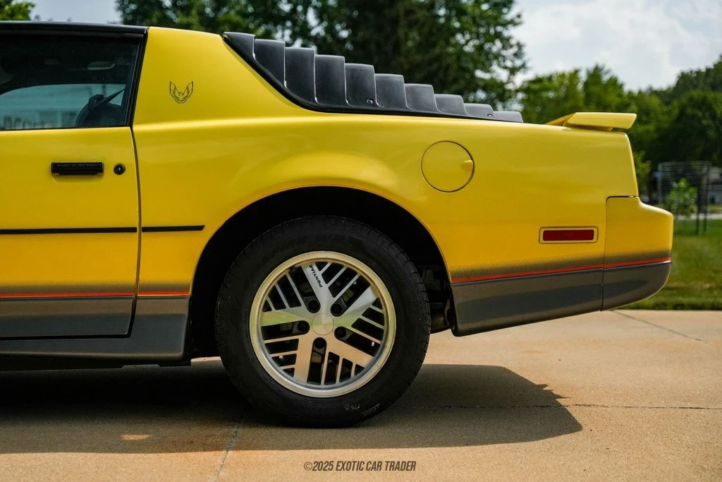 1985 Pontiac Firebird Trans Am 3rd Gen - Image 5 of 12