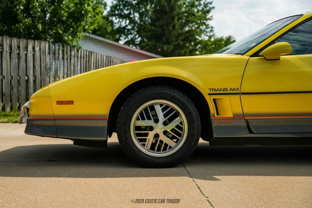 1985 Pontiac Firebird Trans Am 3rd Gen - Image 4 of 12