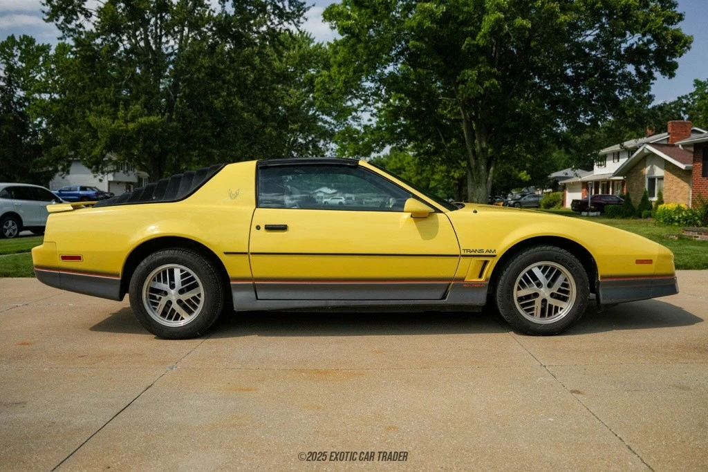 1985 Pontiac Firebird Trans Am 3rd Gen - Image 9 of 12