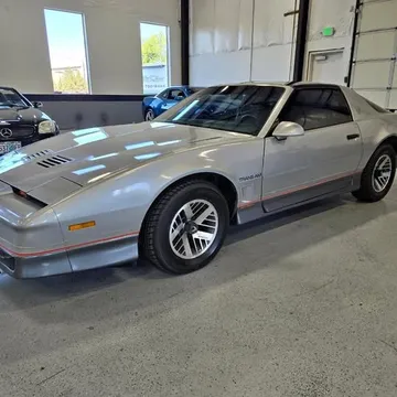 1985 Pontiac Firebird Trans Am 2dr Hatchback