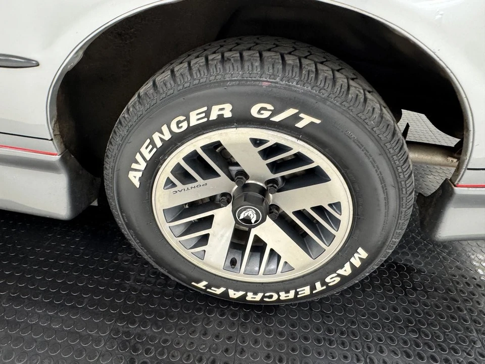 1985 Pontiac Firebird Trans Am 3rd Gen - Image 21 of 31