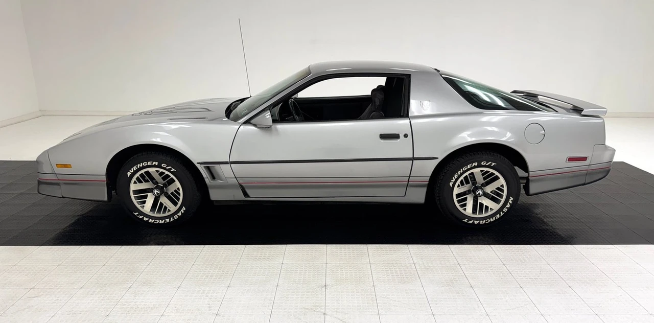 1985 Pontiac Firebird Trans Am 3rd Gen - Image 2 of 31