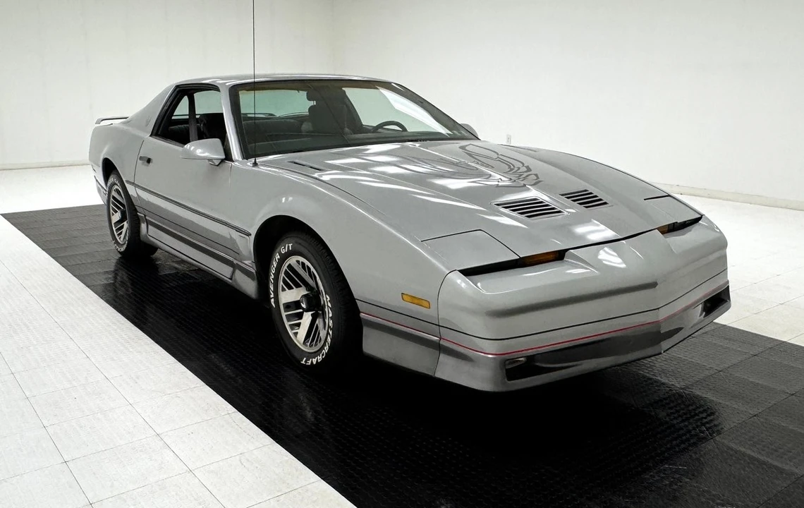 1985 Pontiac Firebird Trans Am 3rd Gen - Image 7 of 12