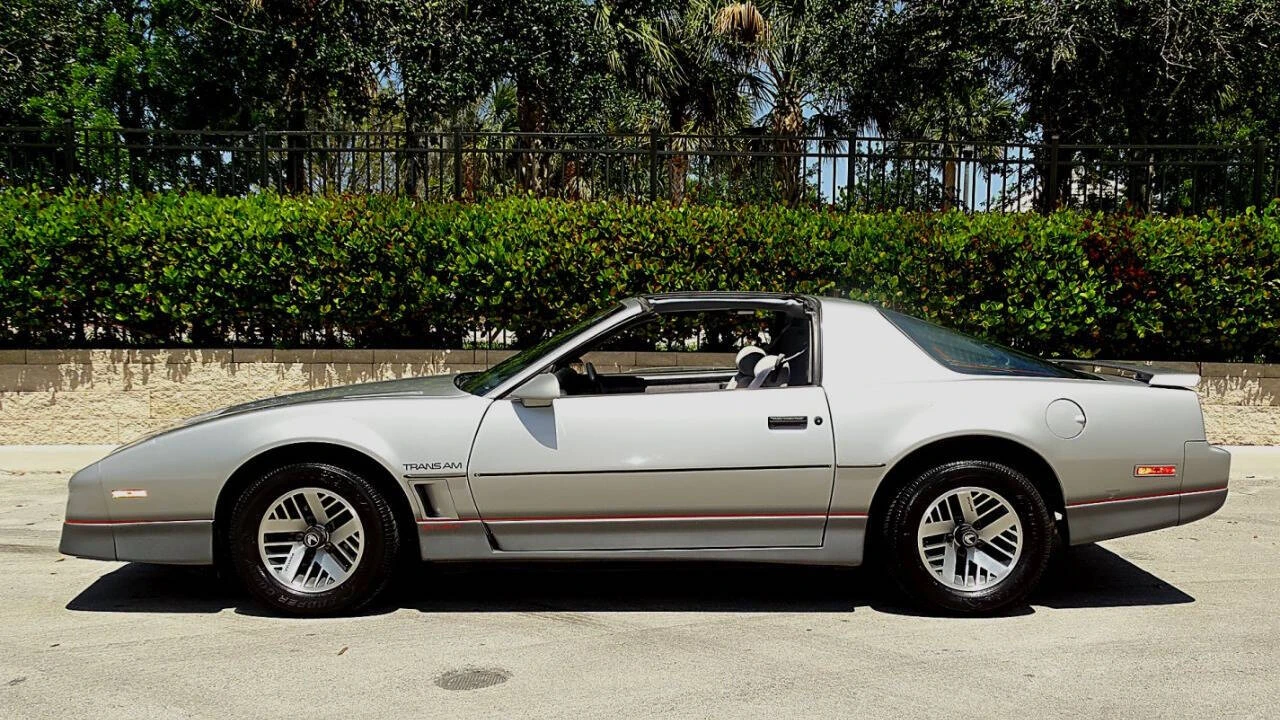 1985 Pontiac Firebird Trans Am 3rd Gen - Image 29 of 31