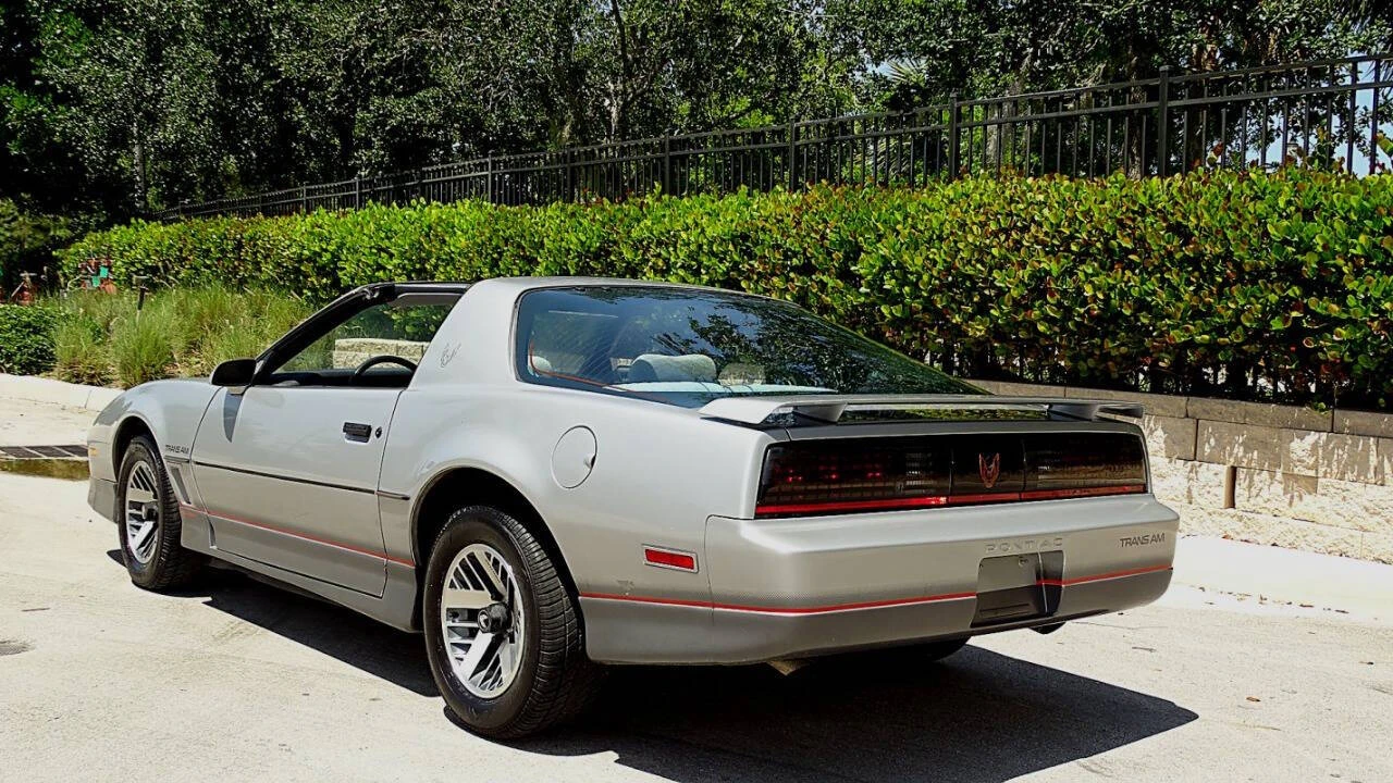 1985 Pontiac Firebird Trans Am 3rd Gen - Image 5 of 31