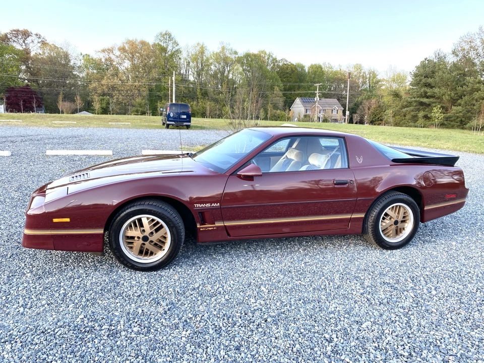 1985 Pontiac Firebird Trans Am 3rd Gen - Image 10 of 31