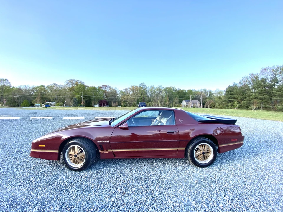 1985 Pontiac Firebird Trans Am 3rd Gen - Image 13 of 31