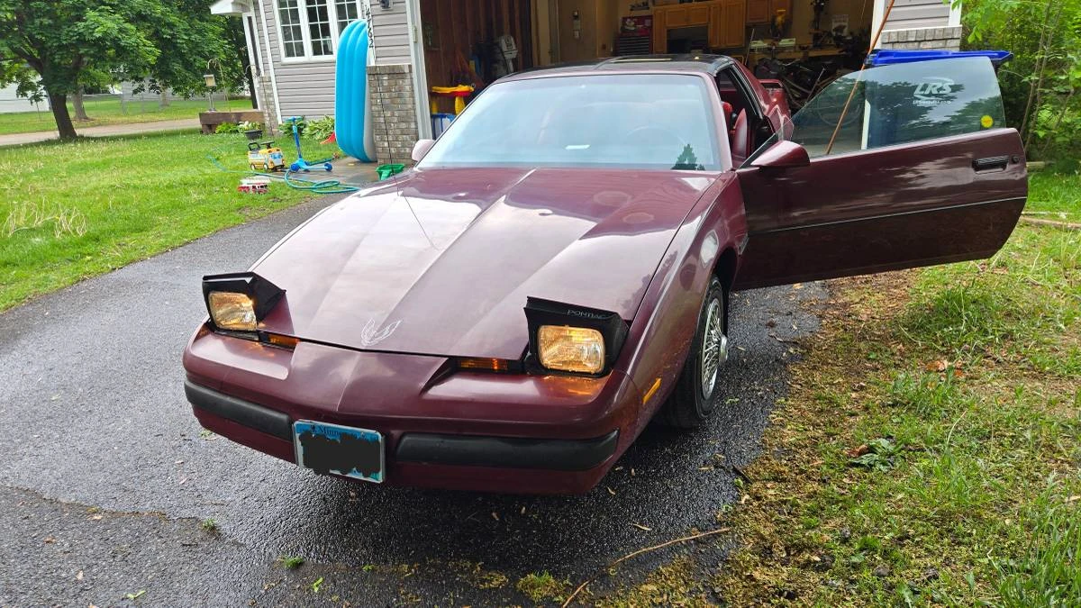 1985 Pontiac Firebird 3rd Gen - Image 6 of 13