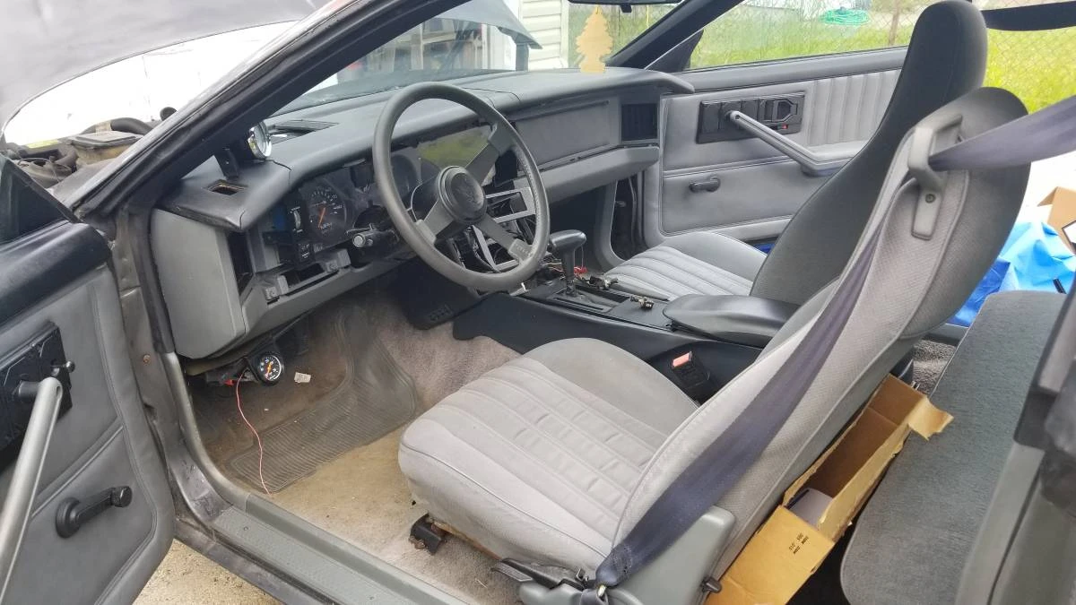 1985 Pontiac Firebird 3rd Gen - Image 10 of 18
