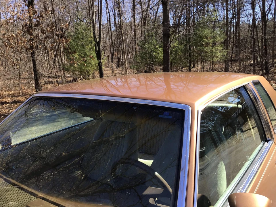 1985 Pontiac Grand Prix 3rd+ Gen - Image 25 of 31