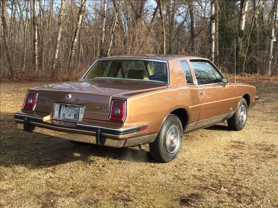 1985 Pontiac Grand Prix 3rd+ Gen - Image 6 of 31