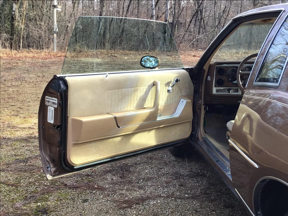 1985 Pontiac Grand Prix 3rd+ Gen - Image 31 of 31