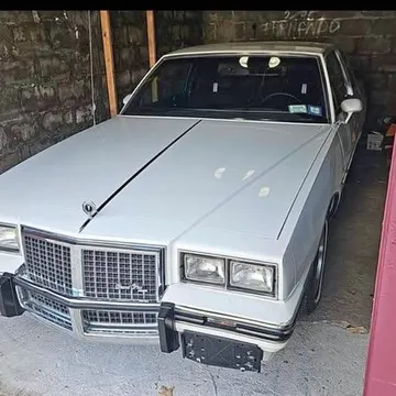 1985 Pontiac Grand Prix SE Coupe 2D