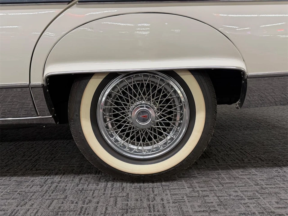 1985 Pontiac Parisienne - Image 22 of 31