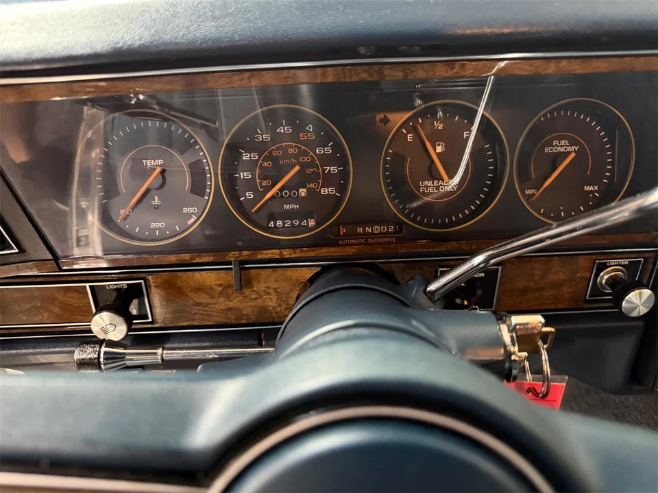 1985 Pontiac Parisienne - Image 30 of 31