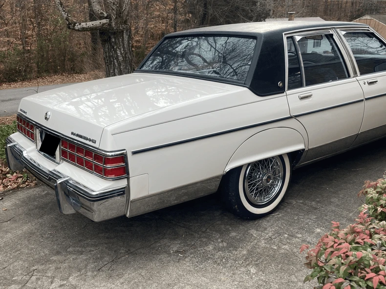 1985 Pontiac Parisienne - Image 8 of 19