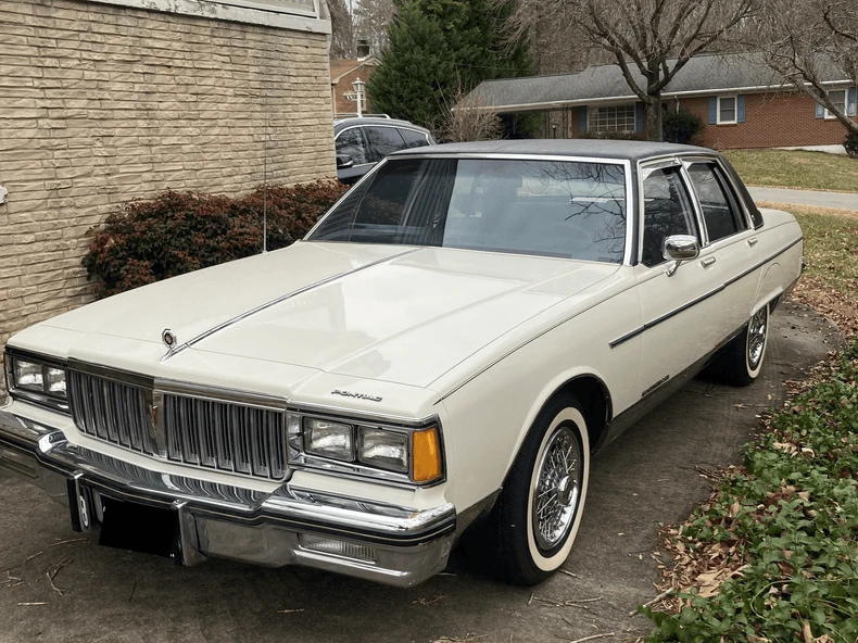 1985 Pontiac Parisienne - Image 2 of 19