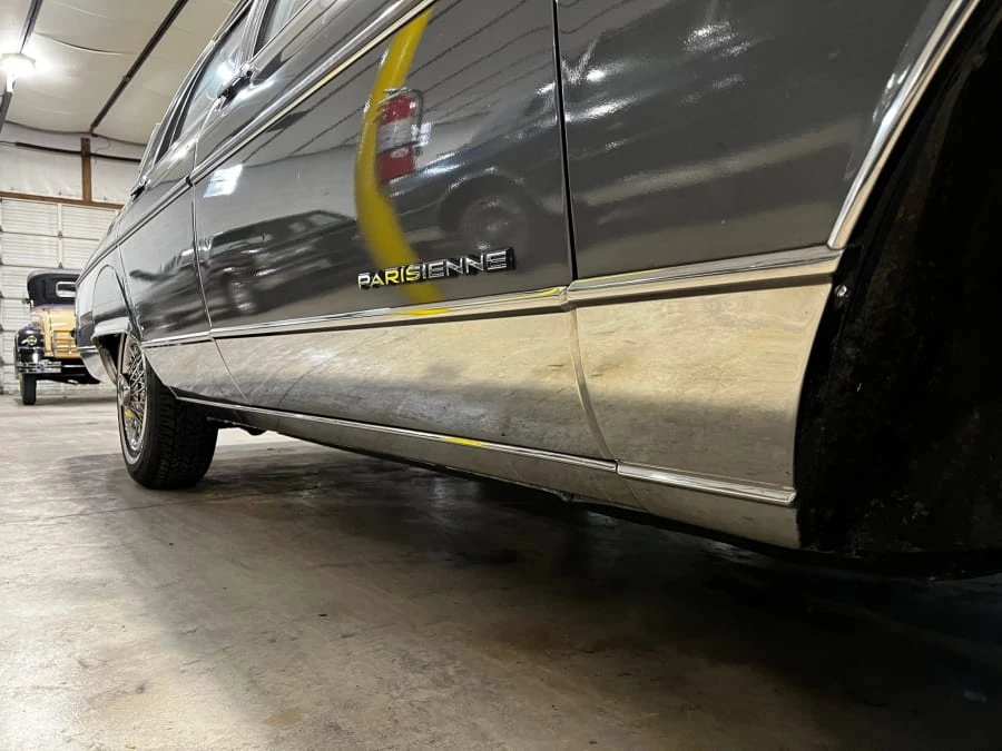 1985 Pontiac Parisienne - Image 20 of 24