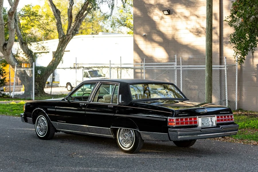 1985 Pontiac Parisienne - Image 2 of 20