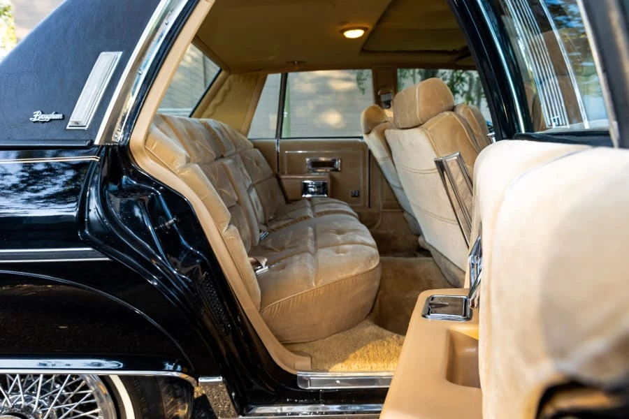 1985 Pontiac Parisienne - Image 18 of 20