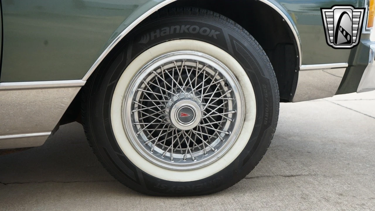 1985 Pontiac Parisienne - Image 12 of 21