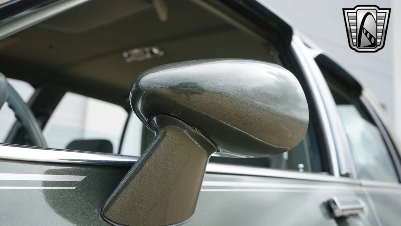 1985 Pontiac Parisienne - Image 15 of 21