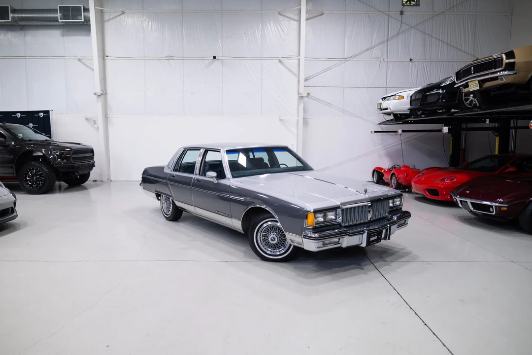 1985 Pontiac Parisienne - Image 5 of 31