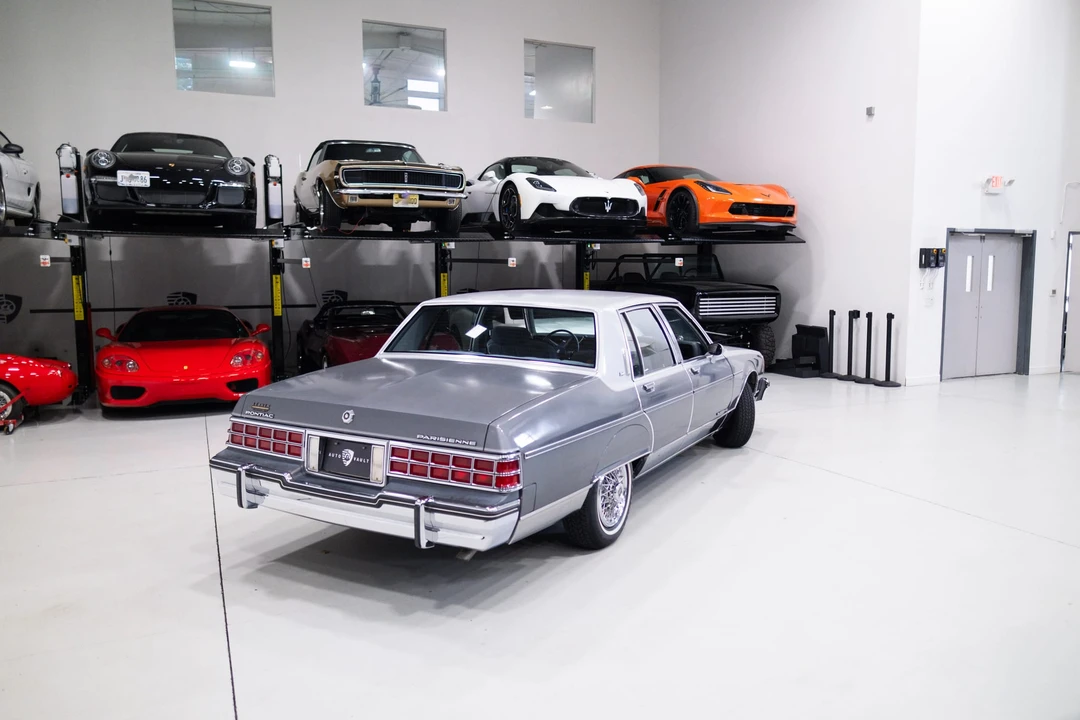 1985 Pontiac Parisienne - Image 22 of 31
