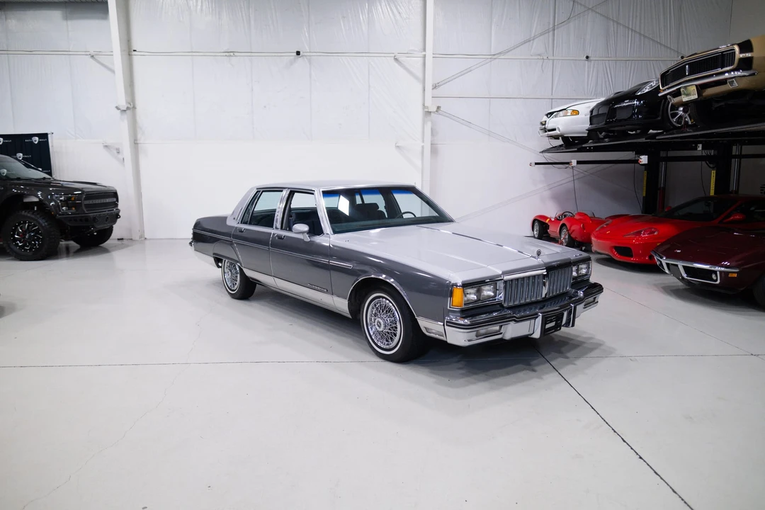 1985 Pontiac Parisienne - Image 4 of 31