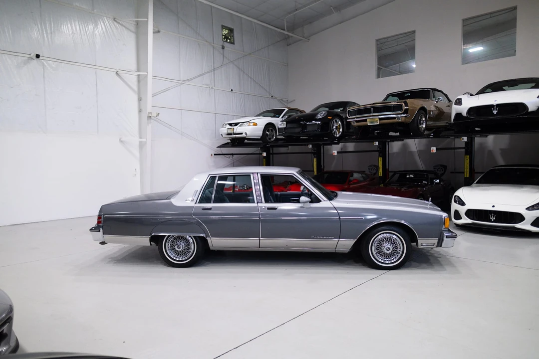 1985 Pontiac Parisienne - Image 27 of 31