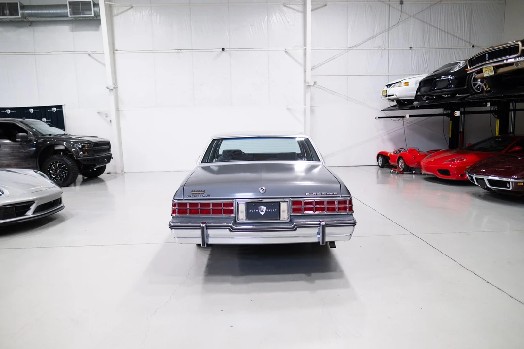 1985 Pontiac Parisienne - Image 18 of 31