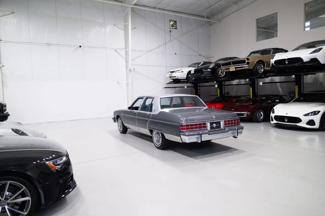 1985 Pontiac Parisienne - Image 16 of 31