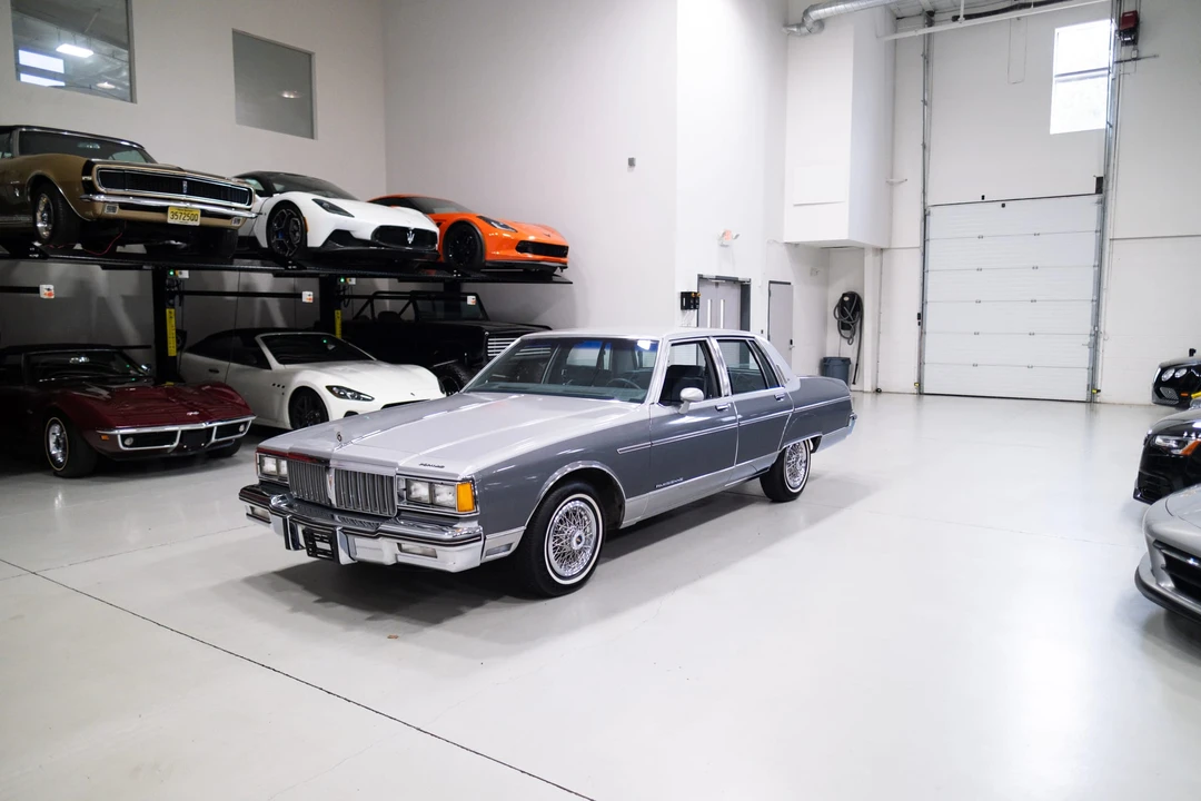1985 Pontiac Parisienne - Image 12 of 31