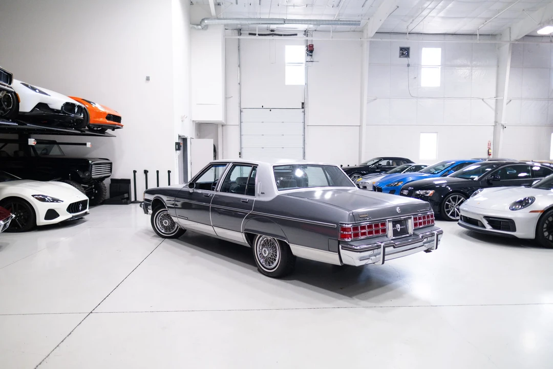 1985 Pontiac Parisienne - Image 15 of 31