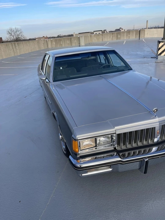 1985 Pontiac Parisienne - Image 28 of 31