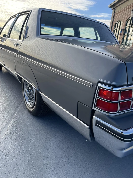 1985 Pontiac Parisienne - Image 23 of 31