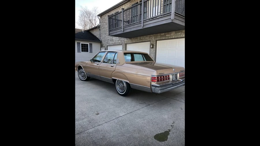 1985 Pontiac Parisienne - Image 2 of 5