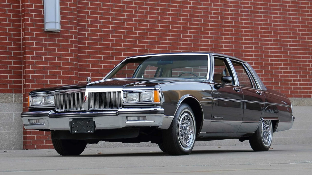 1985 Pontiac Parisienne - Image 23 of 26