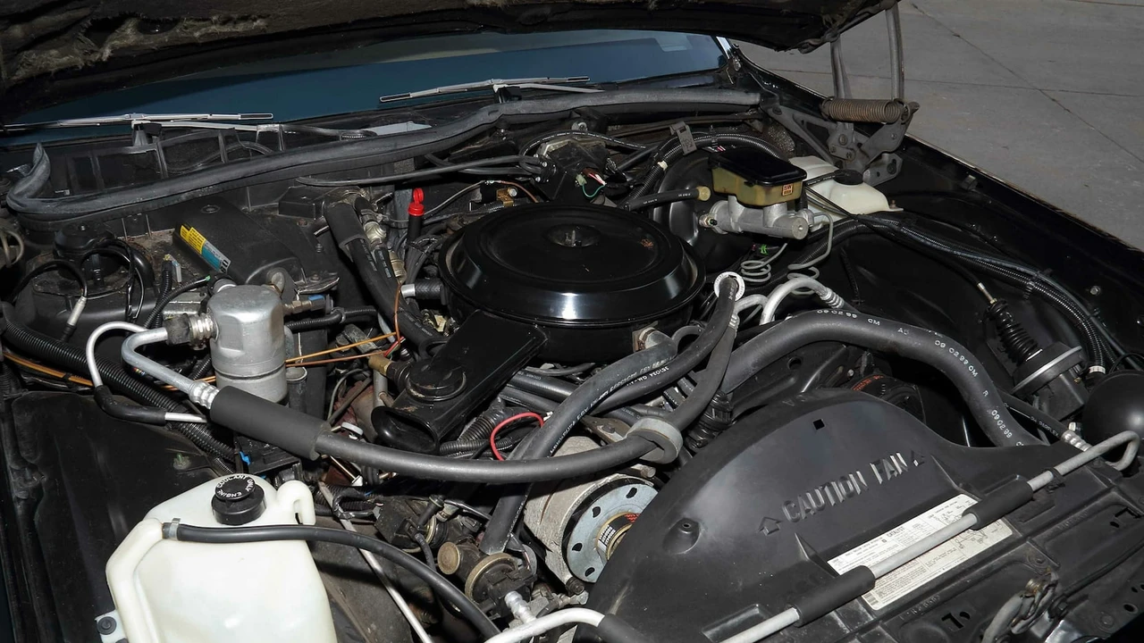 1985 Pontiac Parisienne - Image 7 of 26